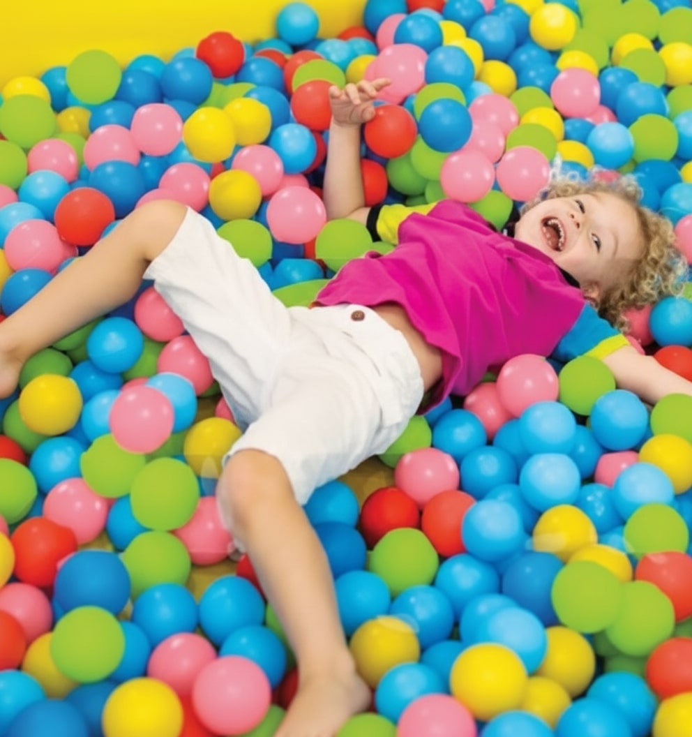 Antsy Pants 400 Ball Pit Balls, Ball Pit for Toddlers 1-3, Non-Toxic Materials, Lightweight, 5 Colors, Reusable Storage Bag, Plastic Balls for Ball Pit, Sensory Toys for Toddlers